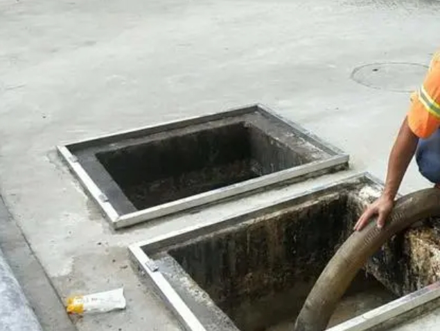 九寨沟化粪池清理