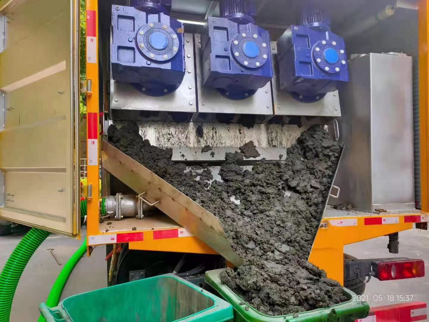 九寨沟化粪池清掏城市维护站-泥浆净化干湿分离处理